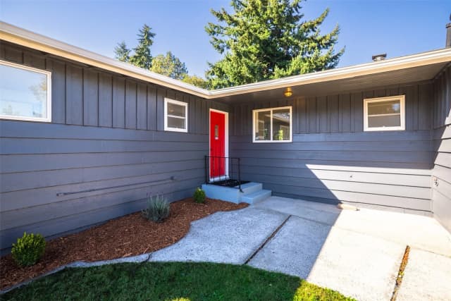 Property photo for 30025 14th Avenue S, Federal Way photo 3