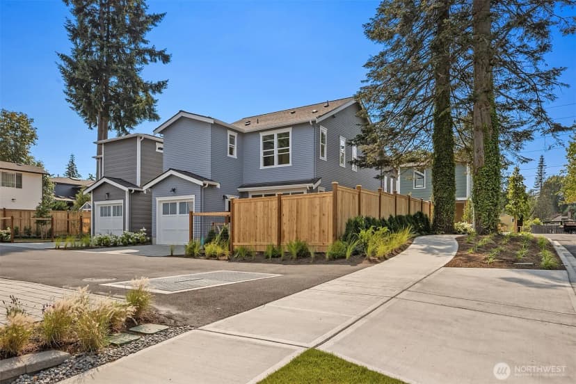 Property photo for 12523 Ne 94th Street, Kirkland photo 25