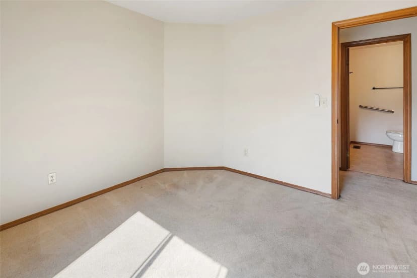 Property photo for 7217 67th Place Ne, Marysville photo 23