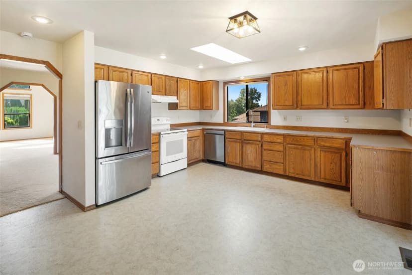 Property photo for 7217 67th Place Ne, Marysville photo 16