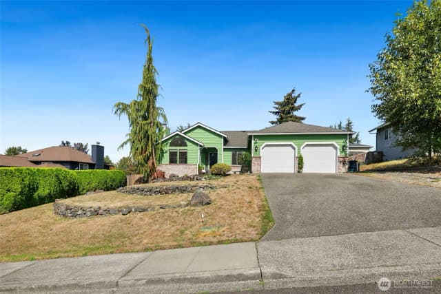 Property photo for 7217 67th Place Ne, Marysville photo 2
