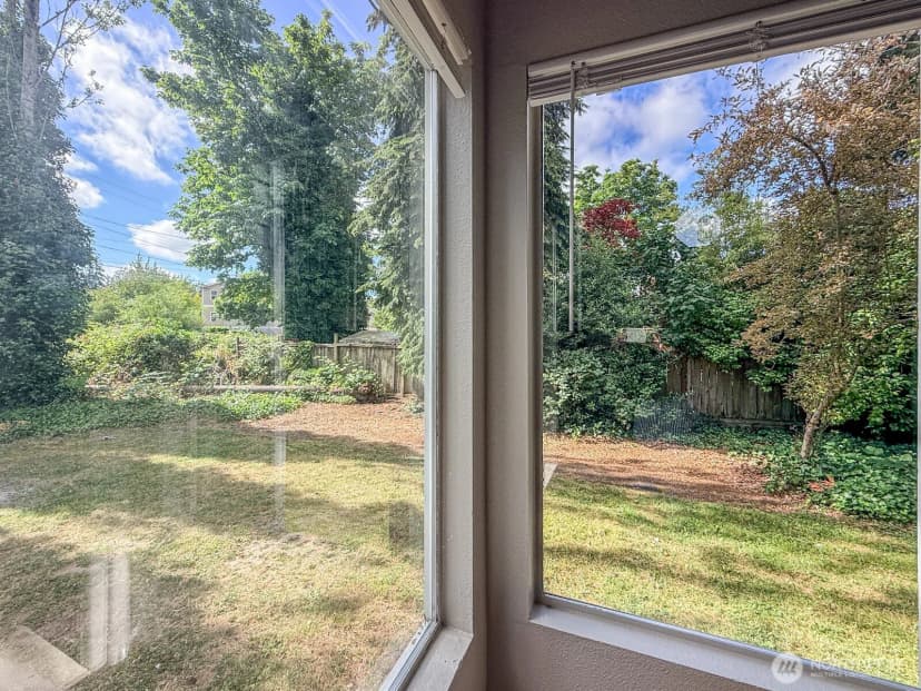 Property photo for 16206 2nd Place W, Lynnwood photo 8