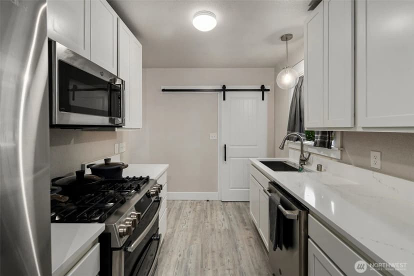 Property photo for 9338 39th Avenue S, Seattle photo 26