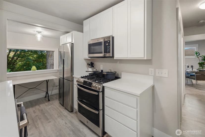 Property photo for 9338 39th Avenue S, Seattle photo 24