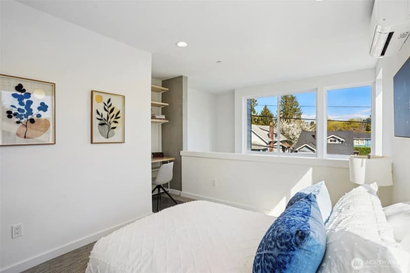 Property photo for 6211 12th Avenue Ne, Seattle photo 26