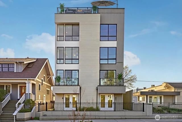 Property photo for 6211 12th Avenue Ne, Seattle
