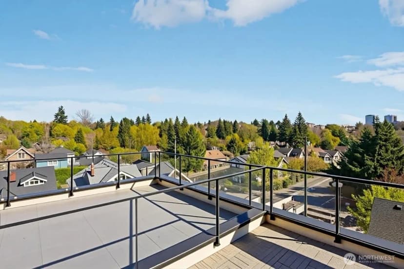Property photo for 6211 12th Avenue Ne, Seattle photo 33