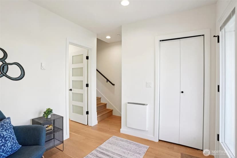 Property photo for 6211 12th Avenue Ne, Seattle photo 31