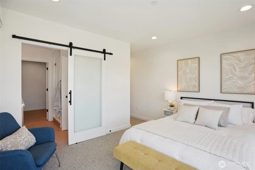 Property photo for 6211 12th Avenue Ne, Seattle photo 18