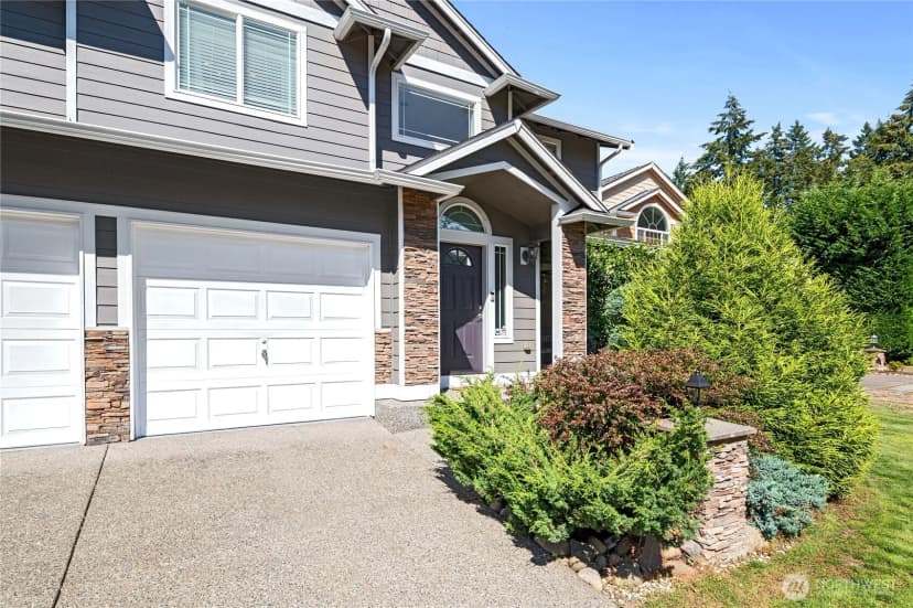 Property photo for 2615 170th St Ct E, Tacoma photo 2