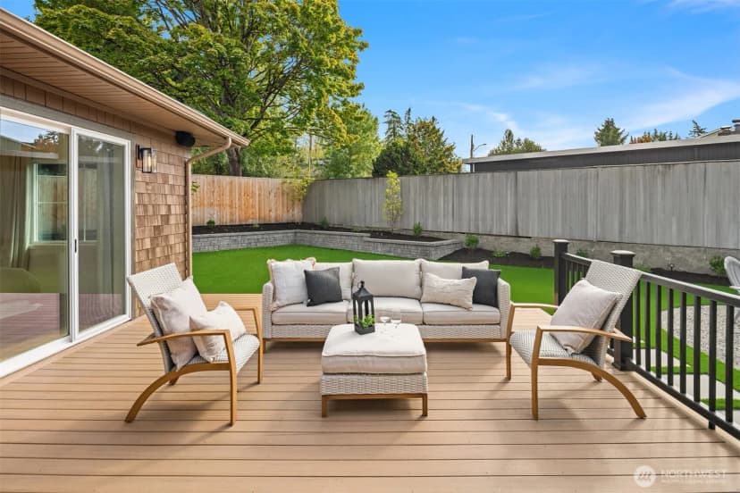 Property photo for 701 20th Avenue W, Kirkland photo 31