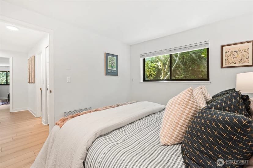 Property photo for 1800 N 105th Street #101, Seattle photo 26