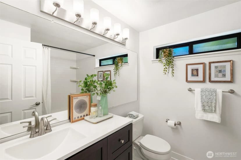 Property photo for 1800 N 105th Street #101, Seattle photo 22