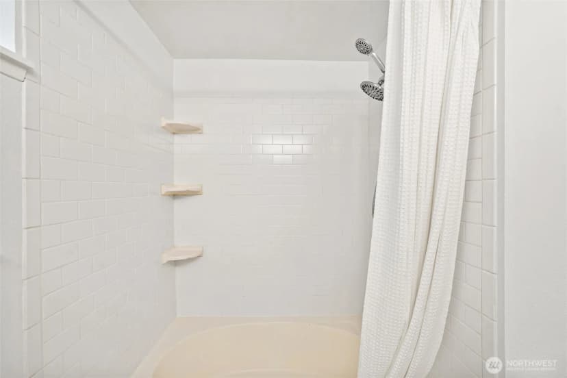 Property photo for 1800 N 105th Street #101, Seattle photo 24