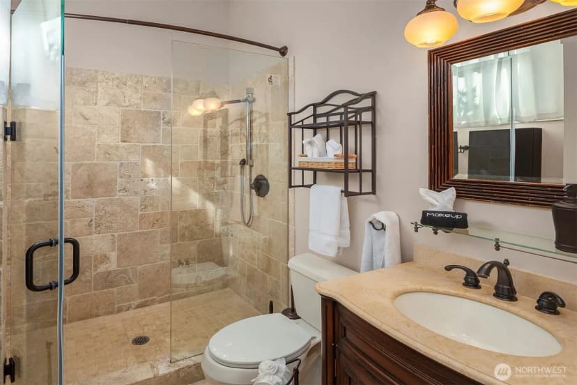 Property photo for 1736 125th Avenue Se, Bellevue photo 20