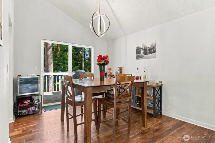 Property photo for 5364 Pineridge Drive Ne, Bremerton photo 20