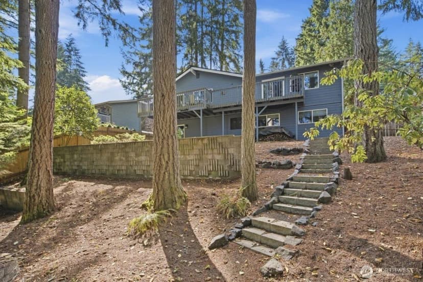 Property photo for 5364 Pineridge Drive Ne, Bremerton photo 6