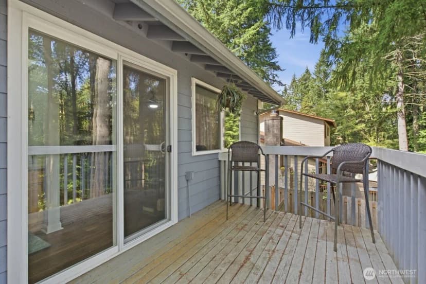 Property photo for 5364 Pineridge Drive Ne, Bremerton photo 28