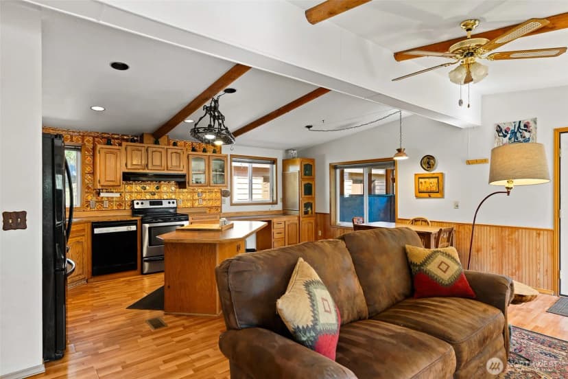 Property photo for 1251 Sunlight Drive, Cle Elum photo 9