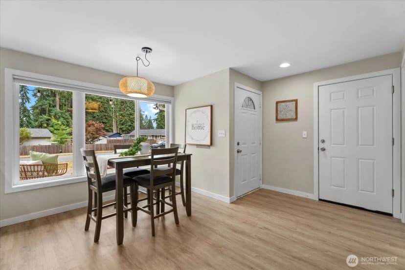 Property photo for 23007 63rd Avenue W, Mountlake Terrace photo 7
