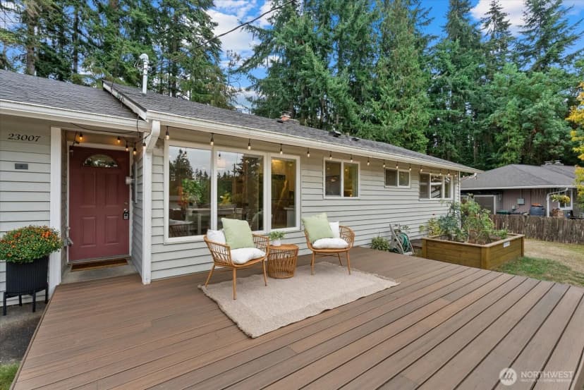 Property photo for 23007 63rd Avenue W, Mountlake Terrace photo 3
