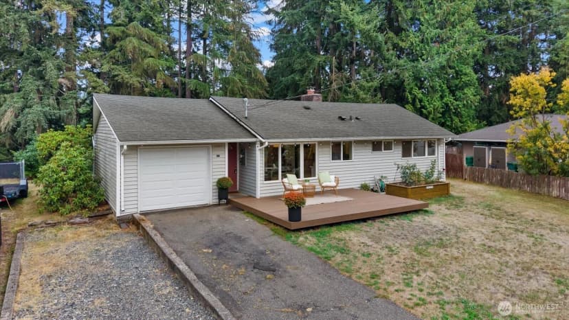 Property photo for 23007 63rd Avenue W, Mountlake Terrace photo 2