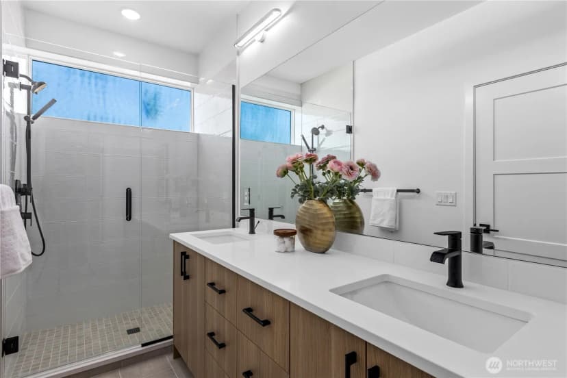 Property photo for 6538 C Latona Avenue Ne, Seattle photo 13
