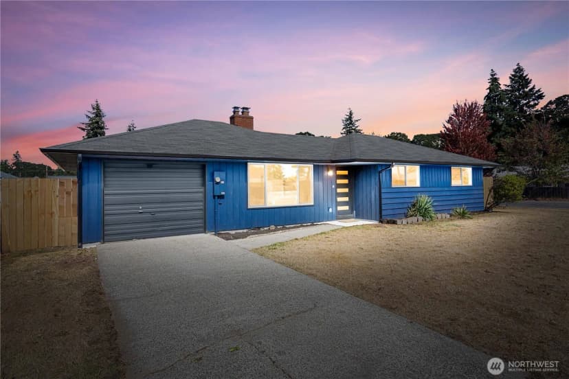 Property photo for 1609 121st Street S, Tacoma photo 2