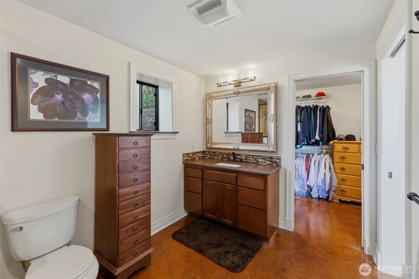 Property photo for 4440 Paradise Avenue W, University Place photo 29