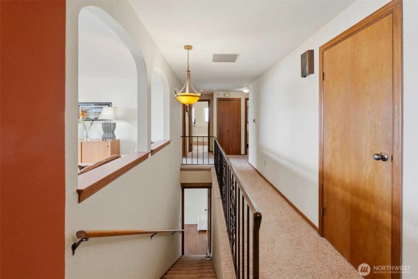 Property photo for 4440 Paradise Avenue W, University Place photo 25