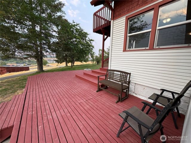Property photo for 1701 Reservoir Loop Road, Selah photo 2