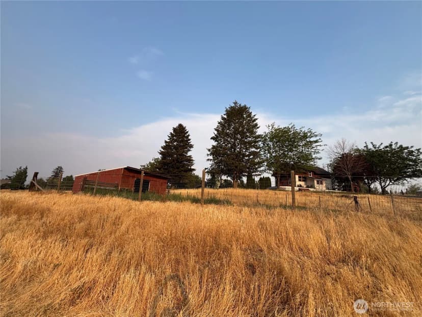 Property photo for 1701 Reservoir Loop Road, Selah photo 16