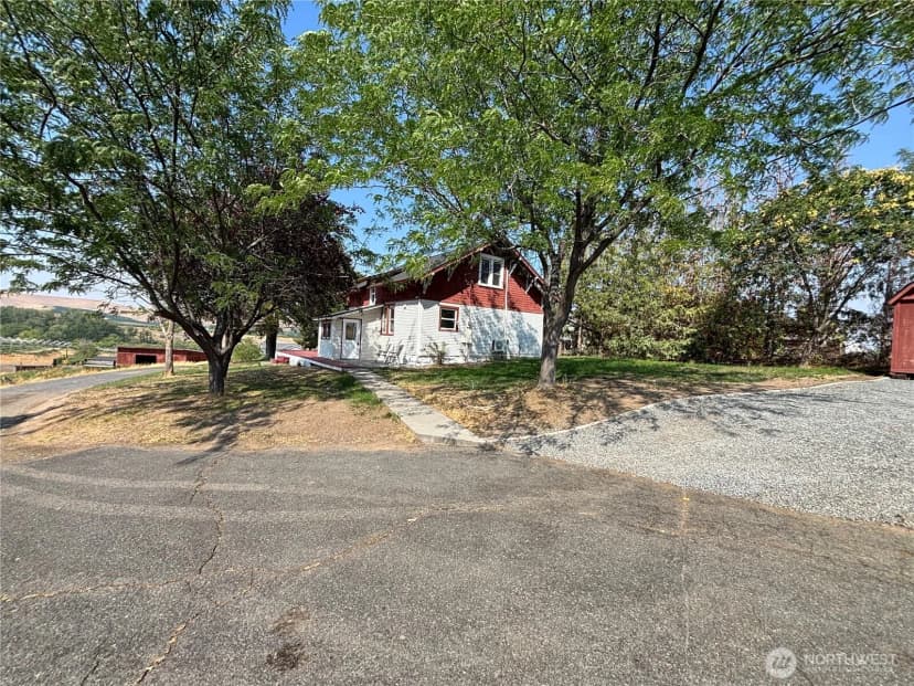 Property photo for 1701 Reservoir Loop Road, Selah photo 6