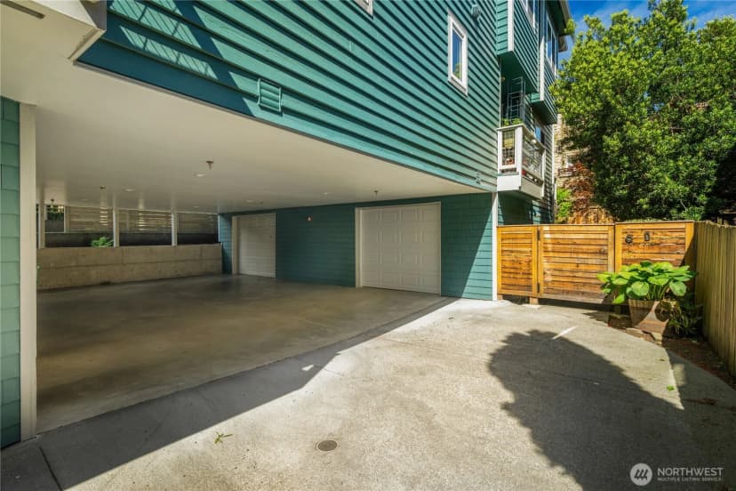 Property photo for 3648 Francis Avenue N #d, Seattle photo 28