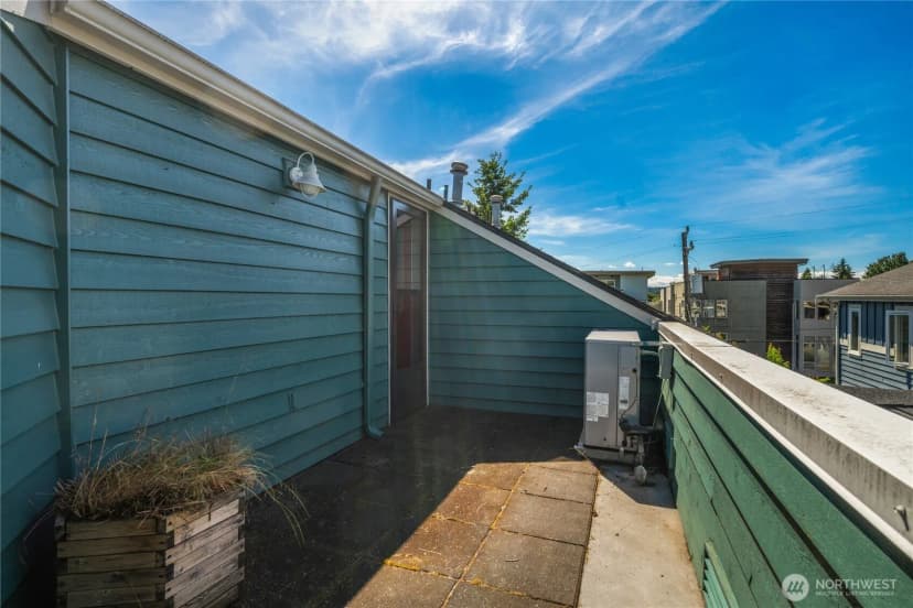 Property photo for 3648 Francis Avenue N #d, Seattle photo 26