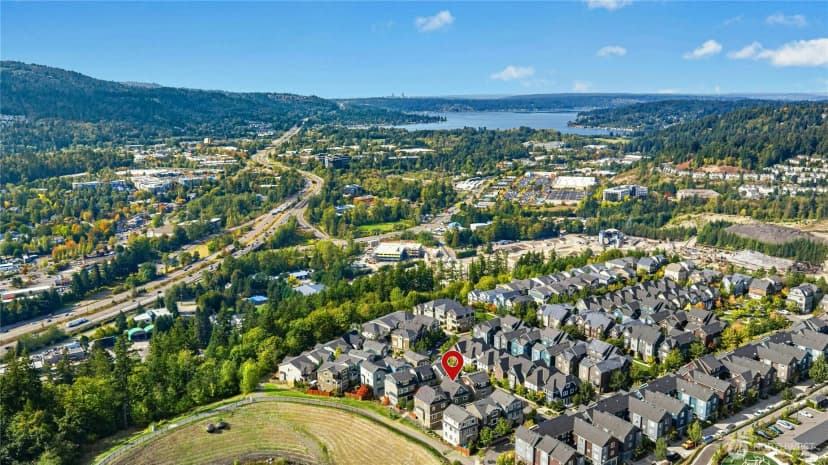 Property photo for 365 Ne Denny Way, Issaquah photo 31