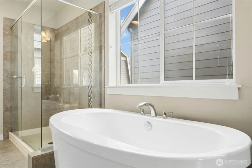 Property photo for 365 Ne Denny Way, Issaquah photo 19