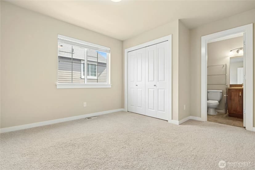 Property photo for 365 Ne Denny Way, Issaquah photo 20