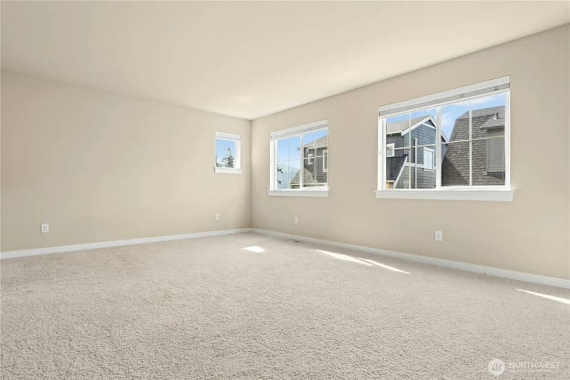 Property photo for 365 Ne Denny Way, Issaquah photo 15