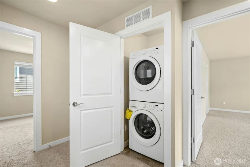 Property photo for 365 Ne Denny Way, Issaquah photo 22
