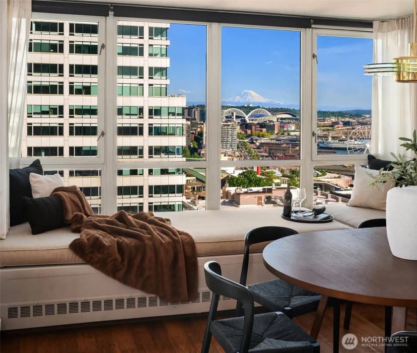 Property photo for 2125 1st Avenue #1304, Seattle photo 16