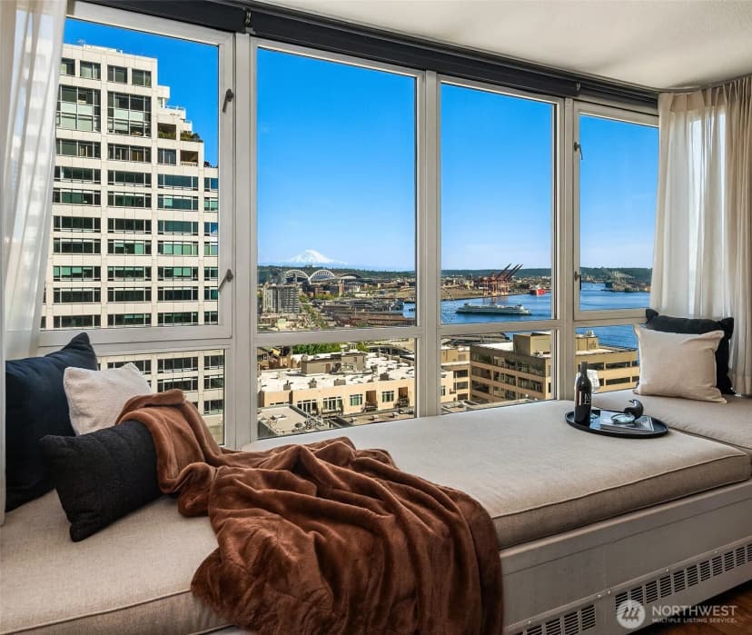 Property photo for 2125 1st Avenue #1304, Seattle