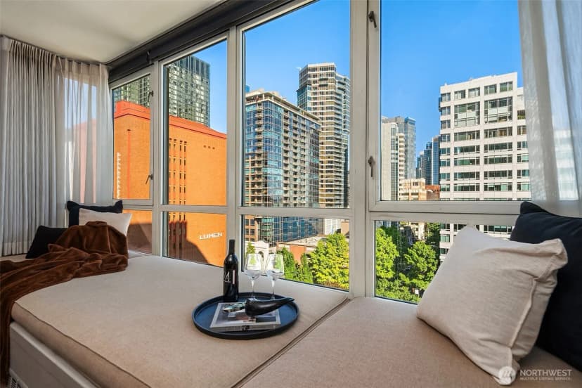 Property photo for 2125 1st Avenue #1304, Seattle photo 15