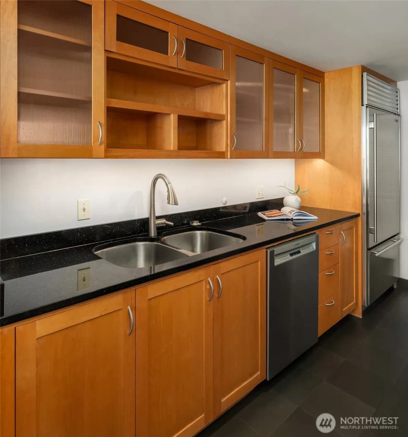 Property photo for 2125 1st Avenue #1304, Seattle photo 21