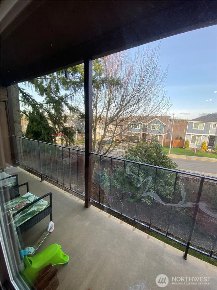 Property photo for 17430 Ambaum Boulevard S #2, Burien photo 12