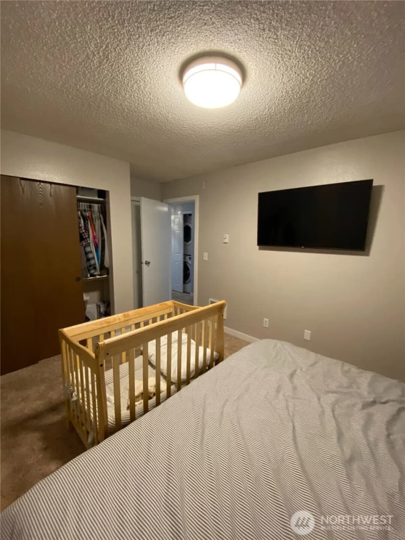 Property photo for 17430 Ambaum Boulevard S #2, Burien photo 11