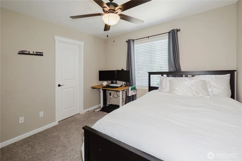 Property photo for 3820 Discovery Avenue Sw, Bremerton photo 31