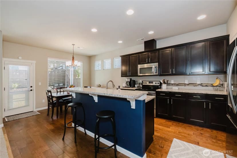 Property photo for 3820 Discovery Avenue Sw, Bremerton photo 15