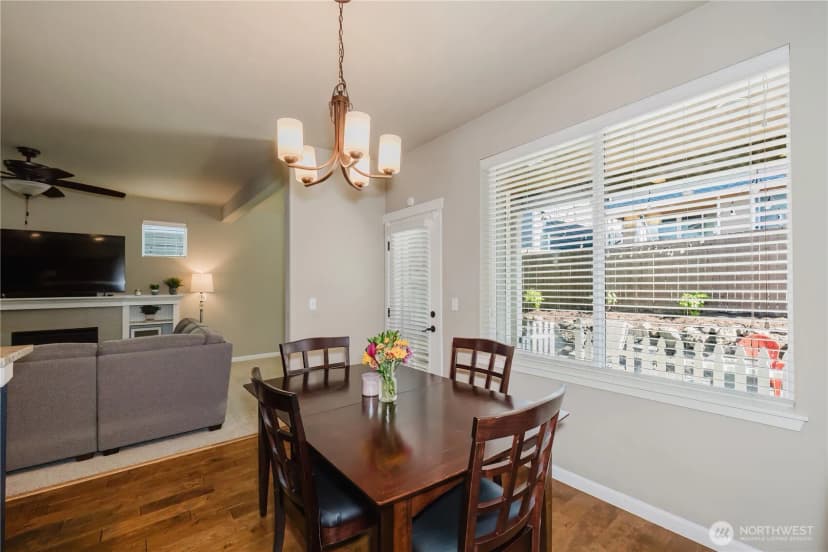 Property photo for 3820 Discovery Avenue Sw, Bremerton photo 18