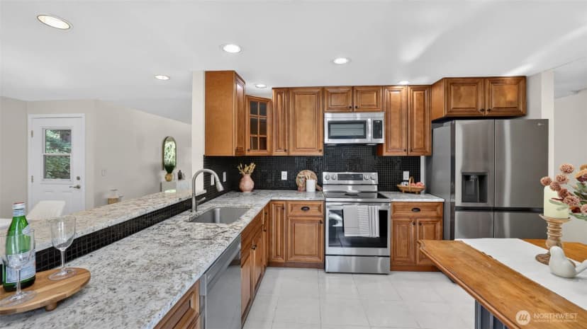 Property photo for 15227 Se 175th Place, Renton photo 4